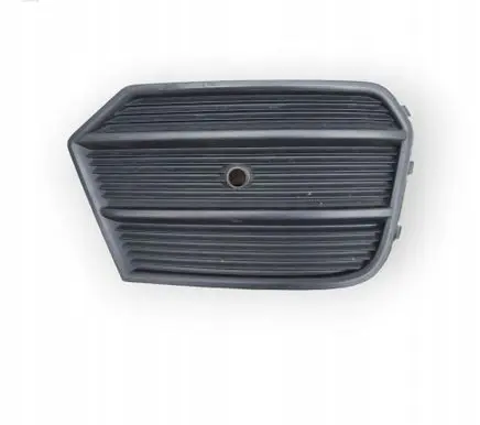 Audi Q3 8U Front grill 8U0807681K