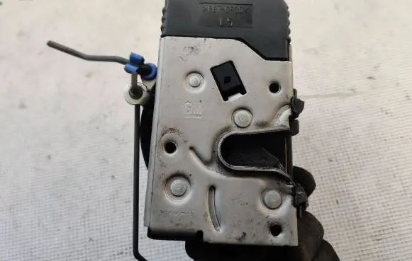 Front door lock