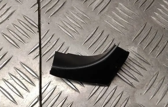 Toyota RAV 4 (XA50) Other rear door trim element 31RL