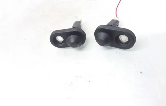 Toyota Avensis T250 Front door sensor 