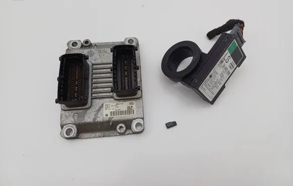 Opel Corsa C Engine control unit/module 09115112 24445098 0261206074