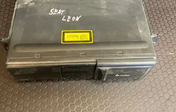 CD/DVD changer
