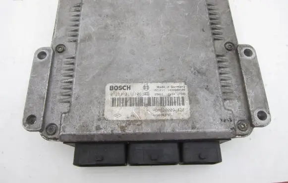 Renault Master II Engine control unit/module 8200091428 0281011106