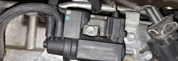 Lexus IS 220D-250-350 Turbo solenoid valve 258190r011 07t031
