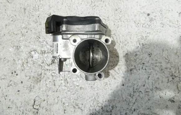 Nissan X-Trail T32 Throttle valve