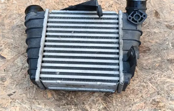 Skoda Roomster (5J) Intercooler radiator 6Q0145804G 880648MA
