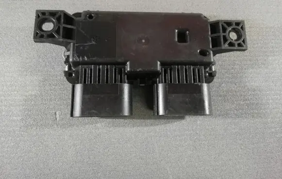 Mercedes-Benz Sprinter W907 W910 Fuel level meter relay A0009003507