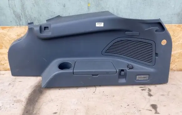 Mercedes-Benz SLK R171 Tailgate/trunk side cover trim AM51-U46808-CGW