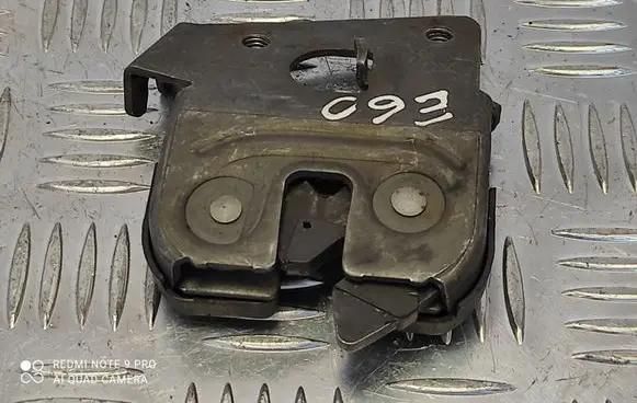 BMW 5 E60 E61 Seat back rest lock catch 52207112863