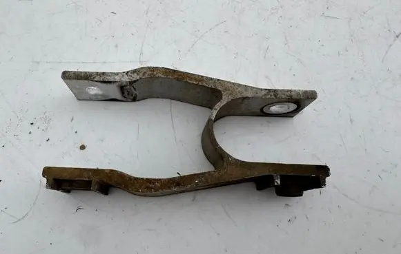 Volvo XC90 Engine mount bracket 31339951 BQ8RA1801B