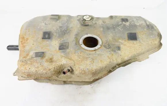 Toyota Corolla E120 E130 Fuel tank 