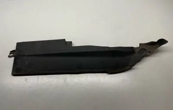 Audi A8 S8 D4 4H Wiper trim 4H0819335