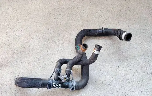 Renault Megane IV Engine coolant pipe/hose 
