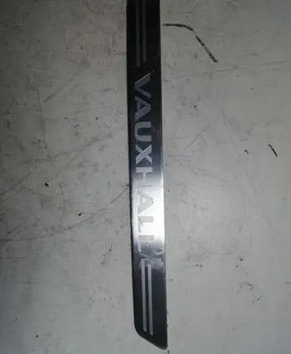 Opel Insignia A Front sill trim cover 13272116 545279093