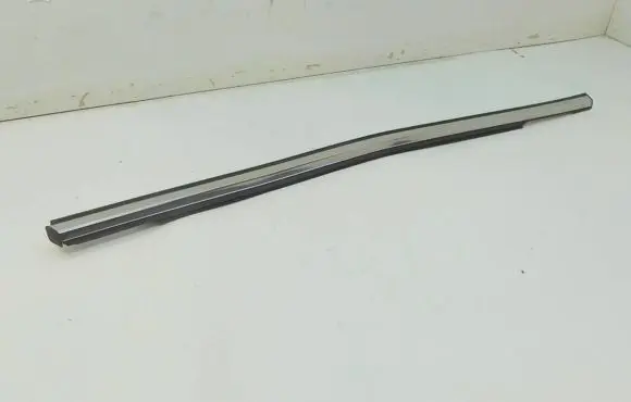 Mazda CX-7 Rear door trim (molding)