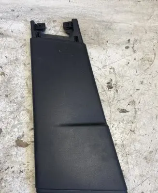 Peugeot 3008 I (B) pillar trim (bottom) 9683127777