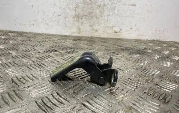 KIA Sorento Front door upper hinge