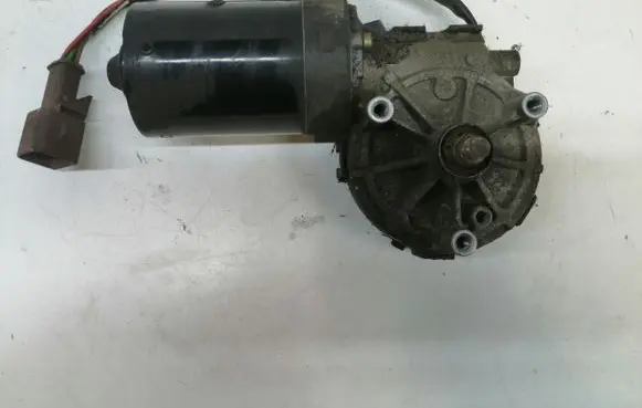 Citroen Xsara Picasso Wiper motor 0390241443