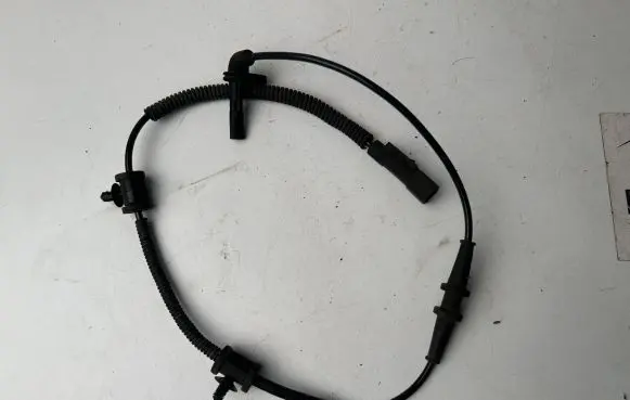 Opel Corsa E ABS brake wheel speed sensor 10071153493