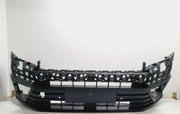 Volkswagen Crafter Front bumper 7C0807221A