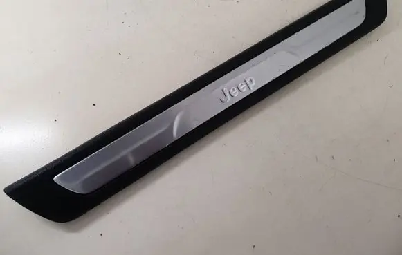 Jeep Grand Cherokee Front sill trim cover 1NC80DX9AB