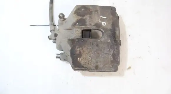 Volkswagen PASSAT B7 USA Front brake caliper