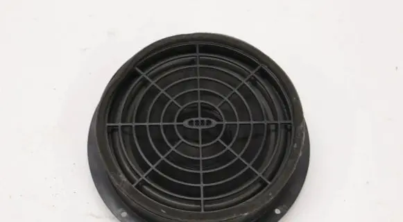 Audi Q3 8U Front door speaker