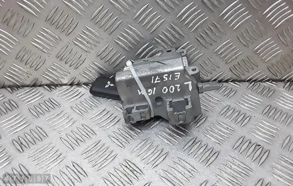 Mitsubishi L200 Steering wheel lock SLM16