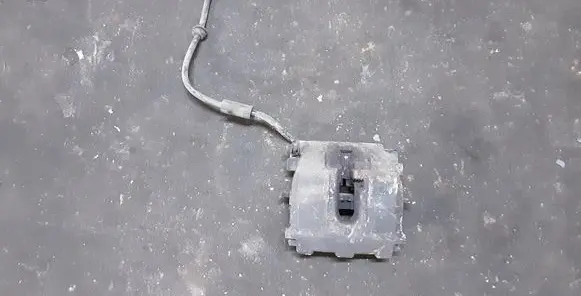 Mercedes-Benz ML W164 Front brake caliper