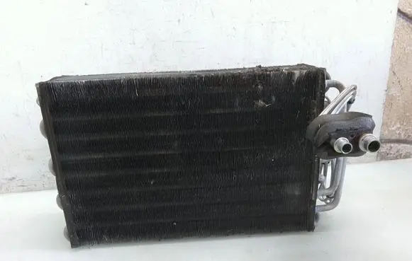 Land Rover Range Rover P38A Air conditioning (A/C) radiator (interior) 