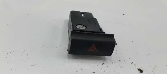 Toyota Avensis T220 Hazard light switch 153309