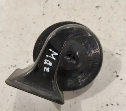 Mazda 3 I Horn signal 0092018
