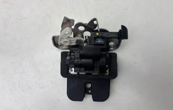 Seat Leon (5F) Tailgate/trunk/boot lock/catch/latch 5E0827505A