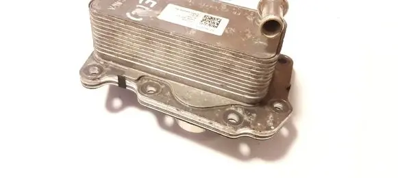 Engine oil radiator