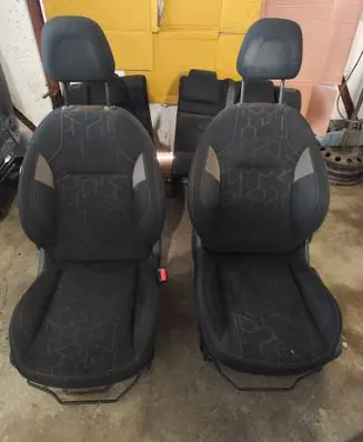 Peugeot 2008 I Seat set FOTELE2008