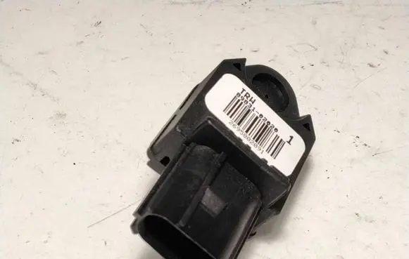 Lexus IS 220D-250-350 Airbag deployment crash/impact sensor 8983102020 2695802091