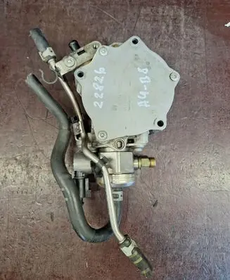 Audi A4 S4 B8 8K Vacuum pump 06J145100B 051208110150 06H127025K