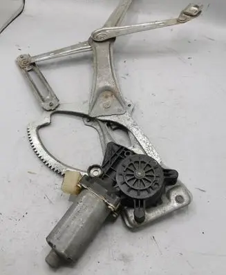 Mercedes-Benz E W210 Front door window regulator with motor 0130821709