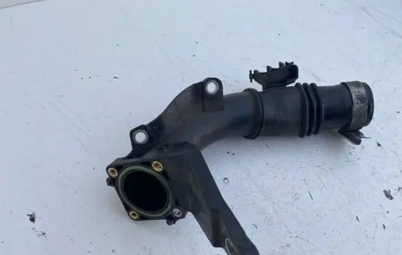 Volvo V40 Intercooler hose/pipe
