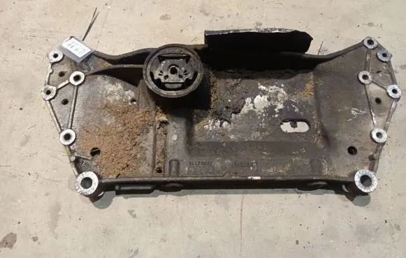 Volkswagen Golf Plus Front subframe