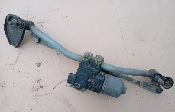 Opel Astra H Front wiper linkage and motor 13111211 3397020632