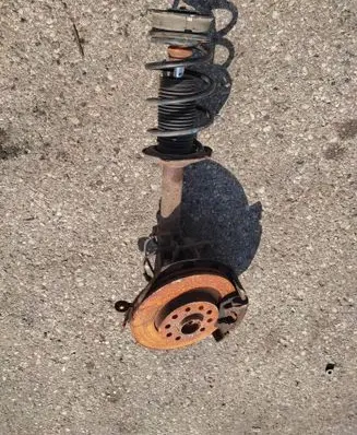 Skoda Octavia Mk3 (5E) Front wheel hub spindle knuckle
