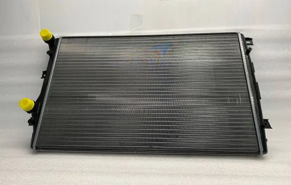 Audi A3 S3 8P Coolant radiator 1K0121253AA