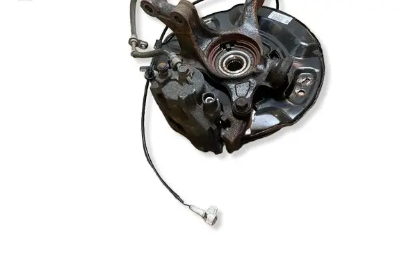 Toyota Yaris Front wheel hub 