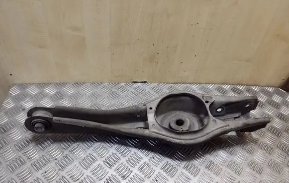 KIA Soul Rear upper control arm/wishbone