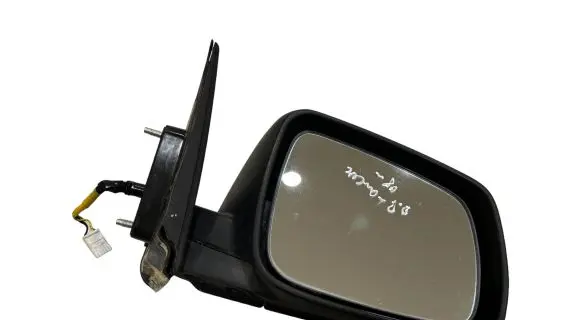 Mitsubishi Lancer VIII Front door electric wing mirror E13021369