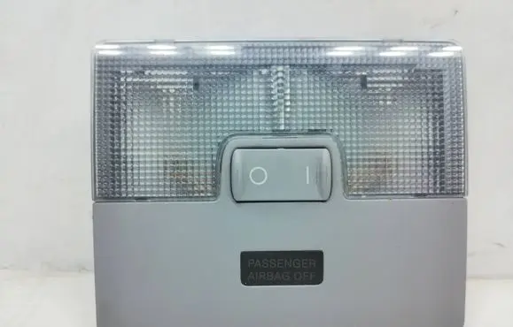 Audi A6 S6 C5 4B Front seat light 4B0947105B