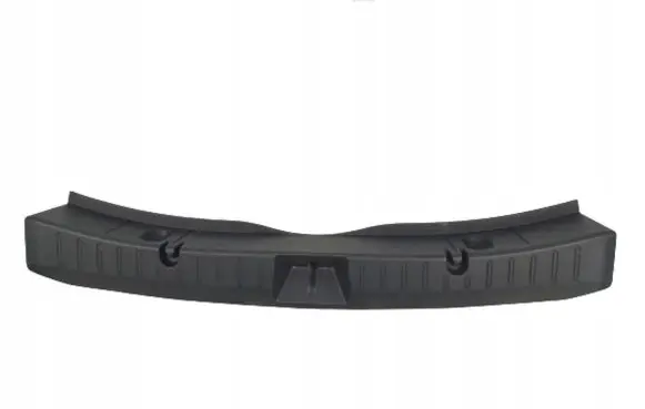 Trunk/boot sill cover protection