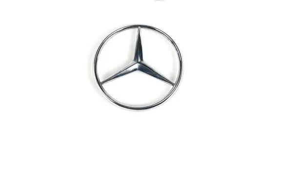 Mercedes-Benz W123 Manufacturers badge/model letters 7580058