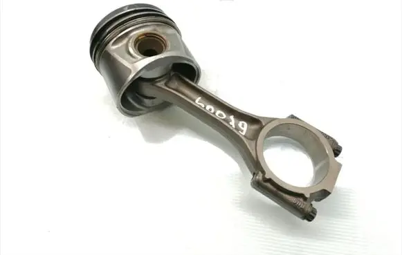 Volkswagen Golf V Piston with connecting rod 038J